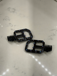 E-Moto Pegs
